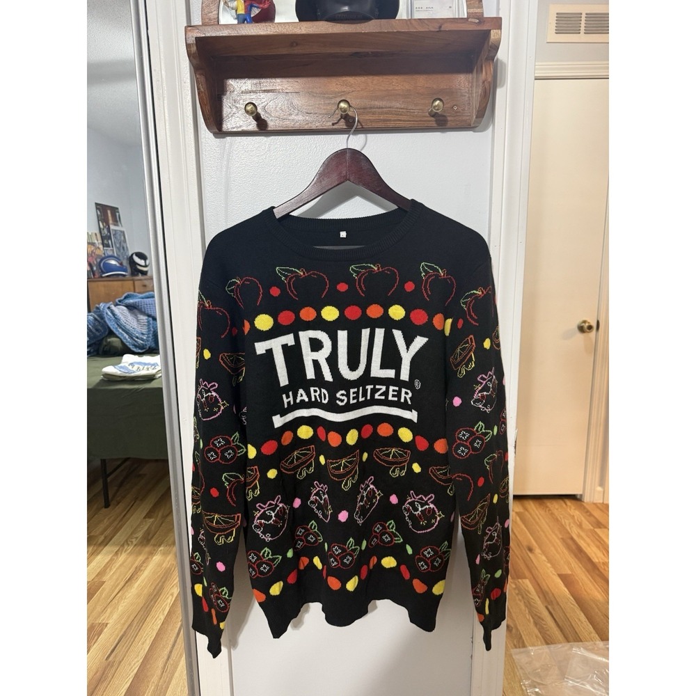 Truly Hard Seltzer Black Long Sleeve Shirt Large L Sweatshirt Pullover Crewneck